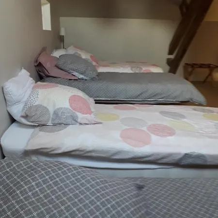 La Metairie De Laura בית נופש Gesvres