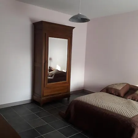 La Metairie De Laura * Gesvres